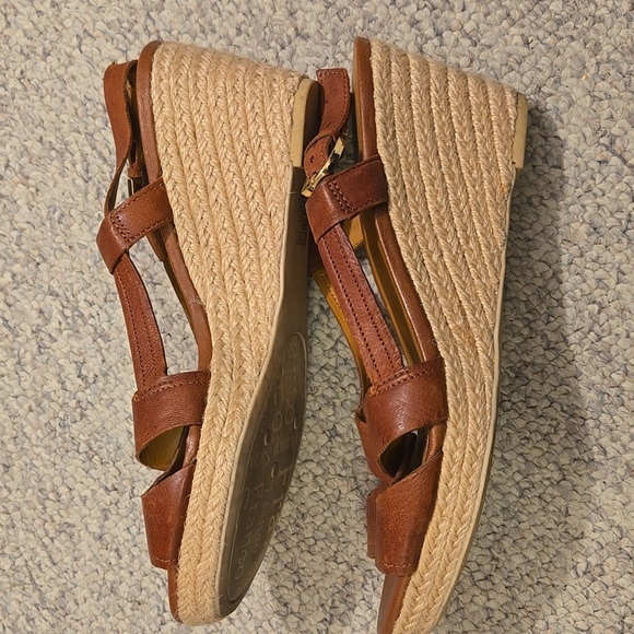 Franco Sarto Brown Sandals with Wedge Heel and Adjustable Strap - Picture 3 of 10